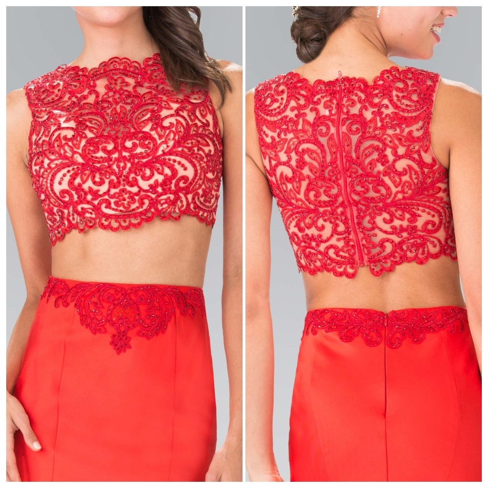 NWT Mingda's Red Lace Sleeveless Top